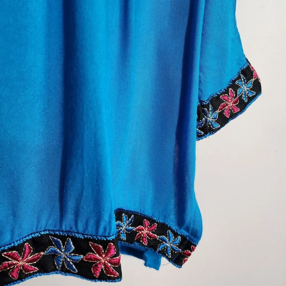 ANJLI Women's Top Size 34 Blue Black Pink Embroidered 3/4 Sleeve Blouse V Neck